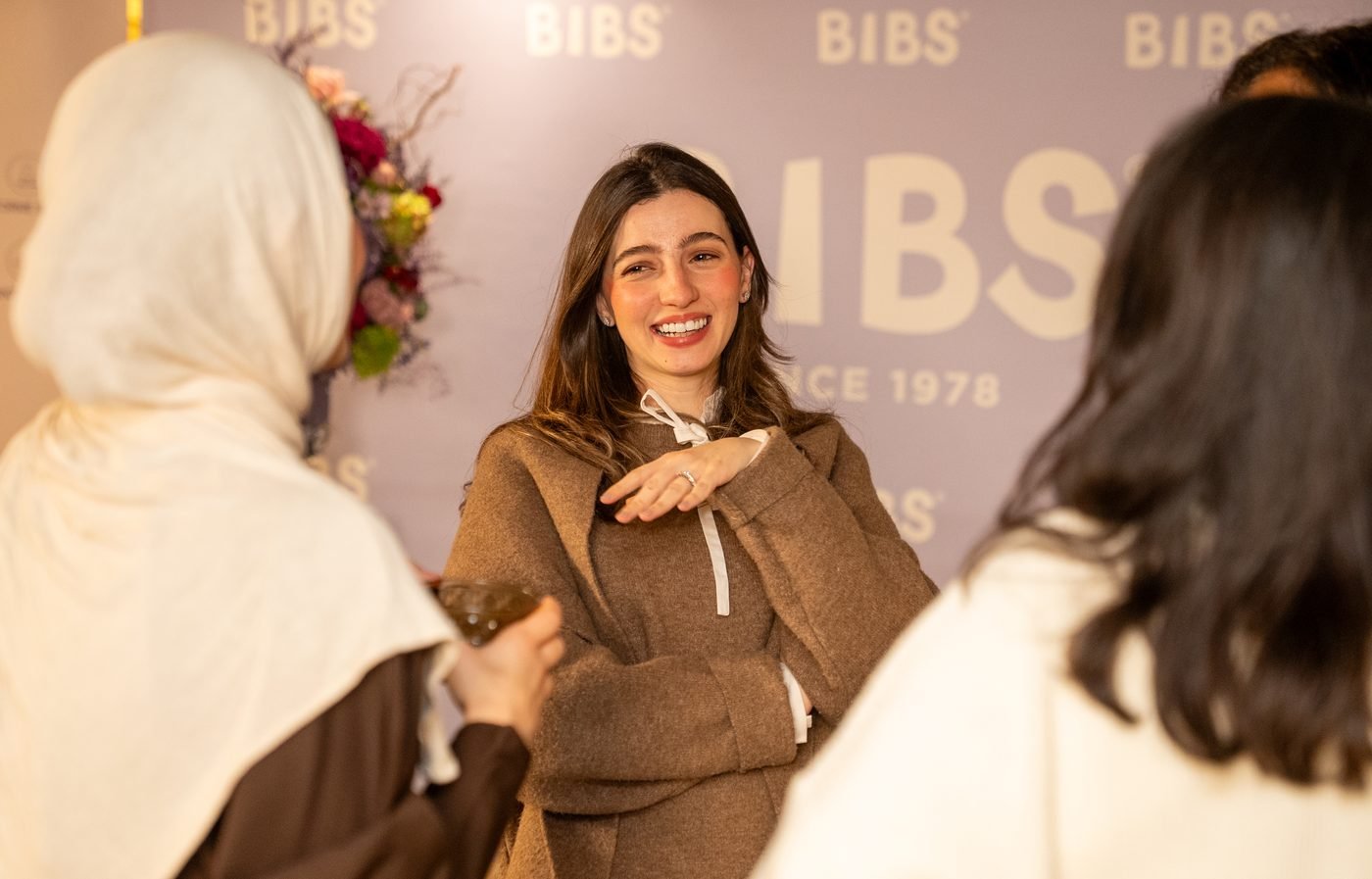 Photographie d’événement — lancement BIBS, éclats de rire entre invités